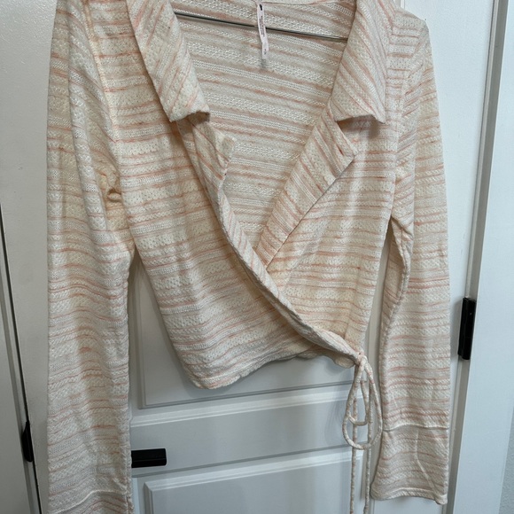 Free people Eloise wrap top NWOT - Picture 3 of 7